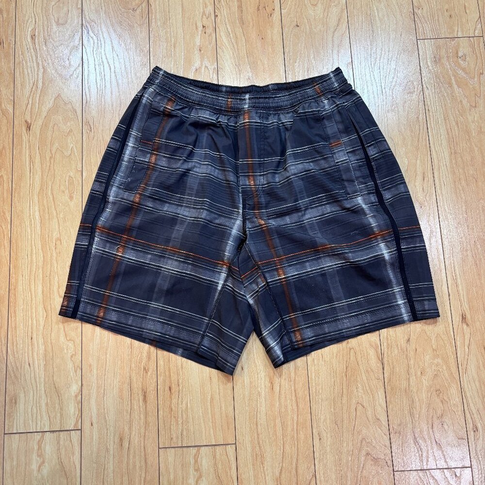 Lululemon Shorts Run Response Lined Gray Brown Plaid 9” Inseam Men’s Size Large
